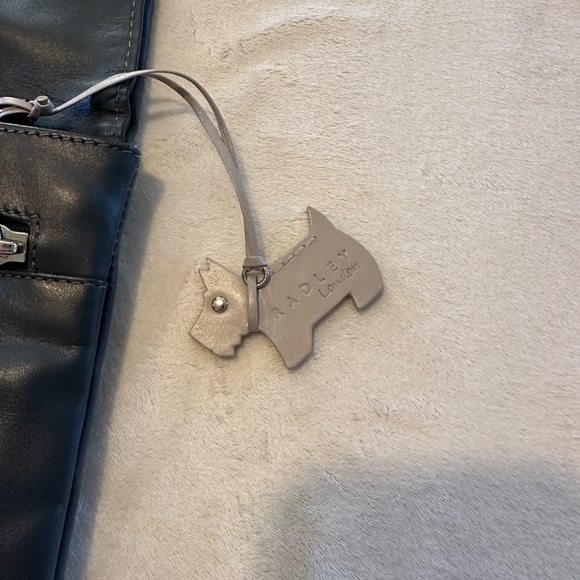 Radley London Crossbody bag - Picture 3 of 8
